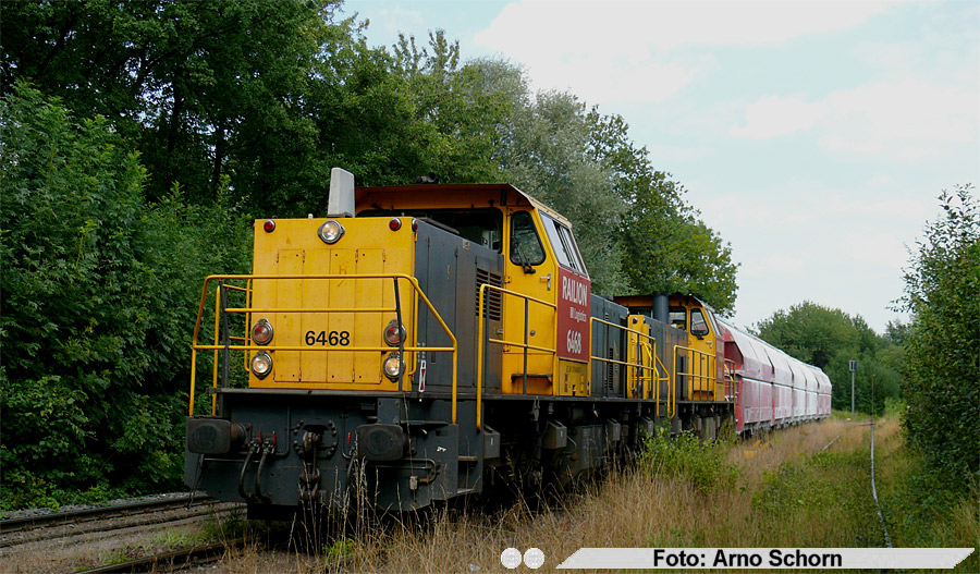 http://www.angertalbahn.de/db/20100730_6468_6466.jpg